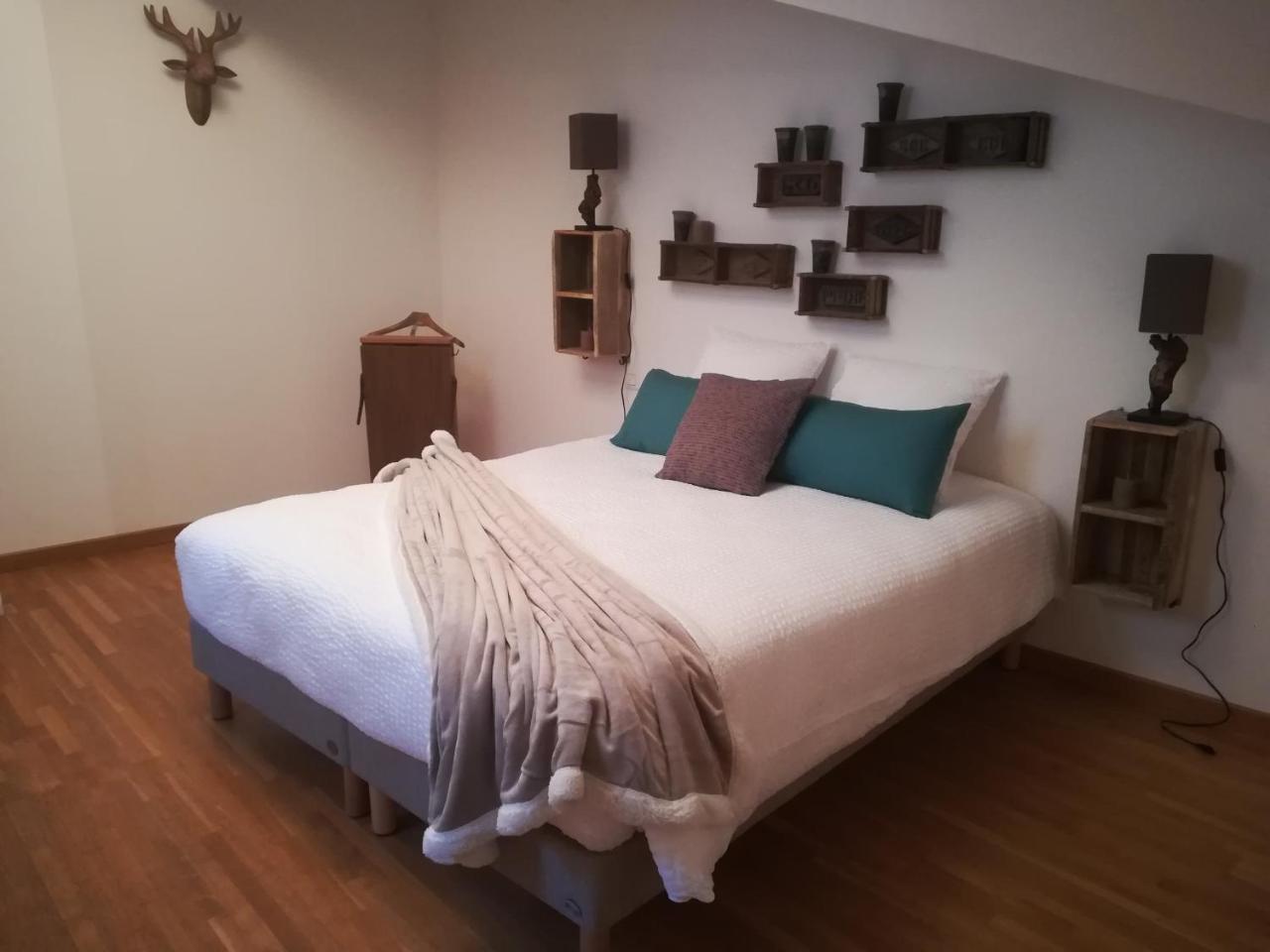 Chambre D'Hotes Les Rives De La Tronne Mer Luaran gambar