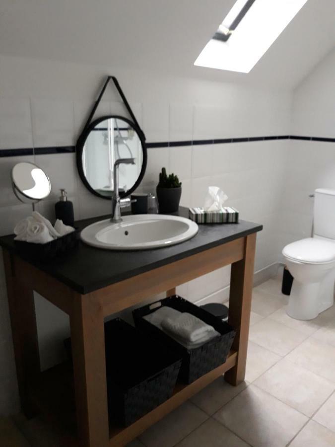 Chambre D'Hotes Les Rives De La Tronne Mer Luaran gambar