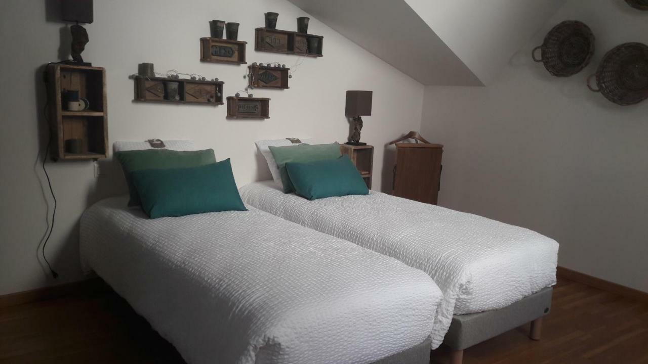 Chambre D'Hotes Les Rives De La Tronne Mer Luaran gambar