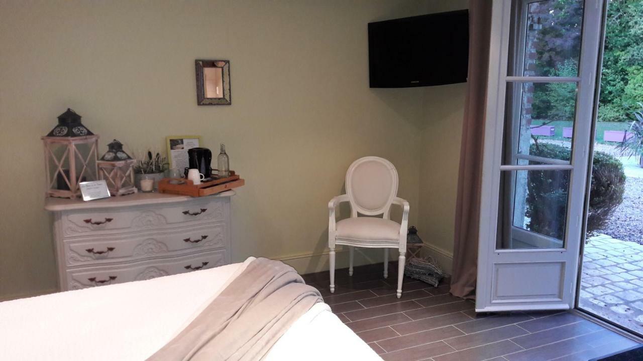 Chambre D'Hotes Les Rives De La Tronne Mer Luaran gambar