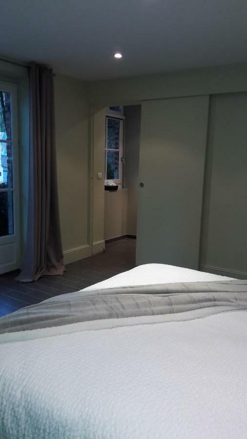 Chambre D'Hotes Les Rives De La Tronne Mer Luaran gambar
